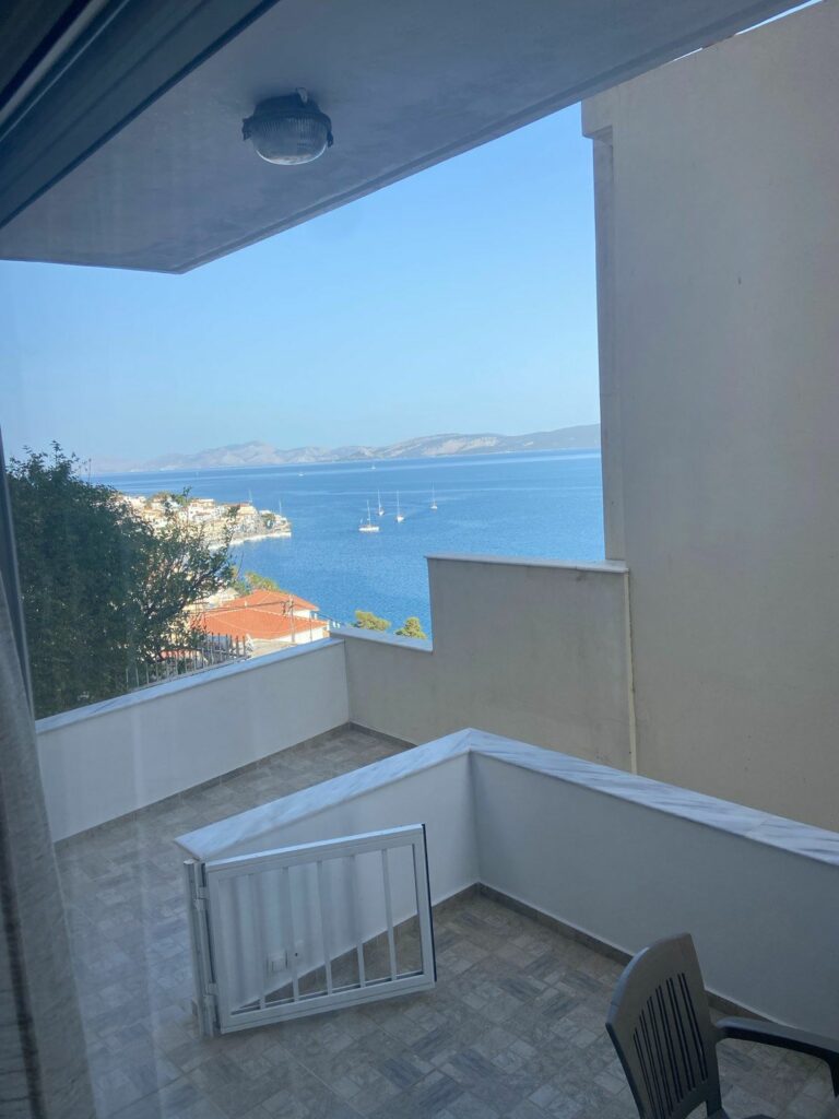 IMG-3873e5e0a8ea4e6663c09c6f4b40993c-V