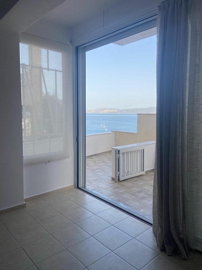 IMG-405b3f004691a8733e80df07c887cac4-V