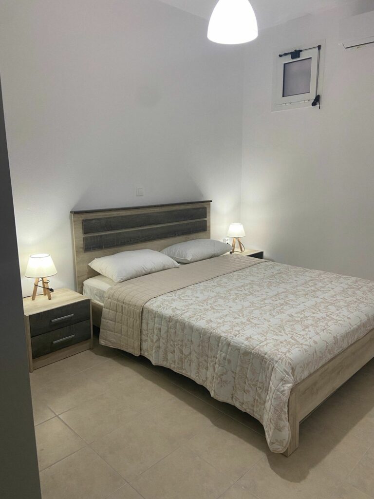 IMG-e220508f0f900b677f035e10eaa8b8bc-V