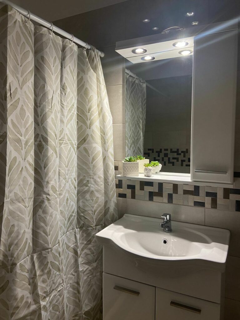 IMG-ed7935b4f9772fe57239e6b5db30031f-V